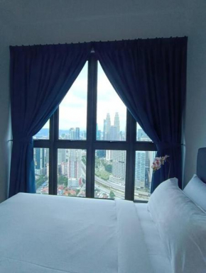 LUX 39A Balcony KLCC View 1 Bedroom Infinity Pool